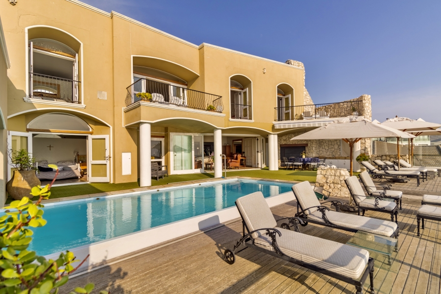 7 Bedroom Property for Sale in Yzerfontein Western Cape
